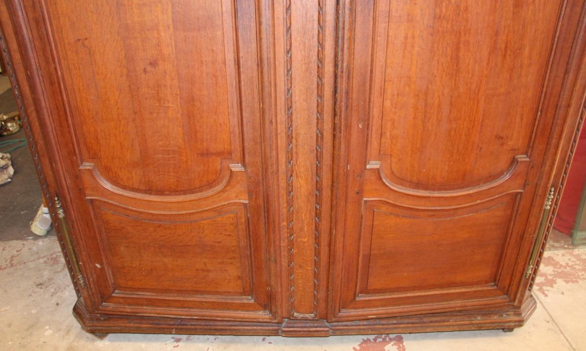 Grande Armoire De Château XVIII Eme -photo-2