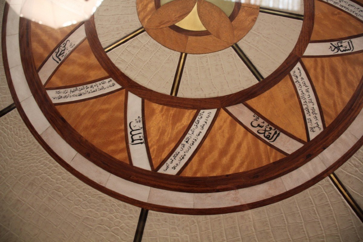 Table Basse Circulaire Dans Le Style De Carlo Bugatti -photo-6