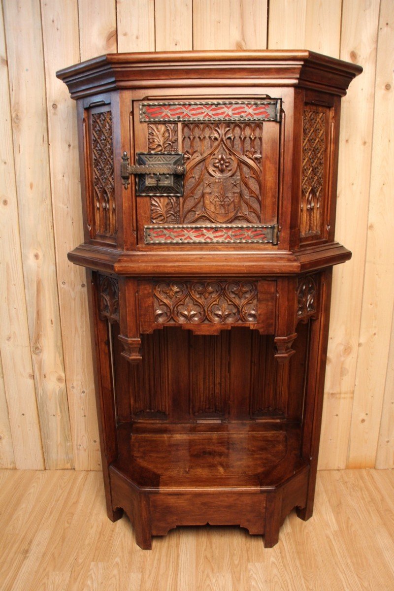 19th Century Neo-gothic Dressoir After A Model From The Museum Of Decorative Arts In Paris