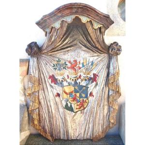 Large Heraldic Coat Of Arms, Carved And Painted Wood