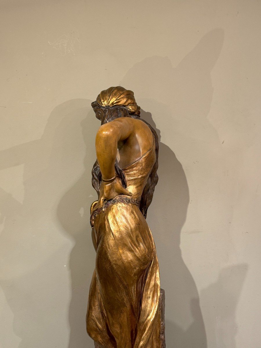 "rebecca At The Well", Gilded Terracotta, Goldscheider, 1903.-photo-2