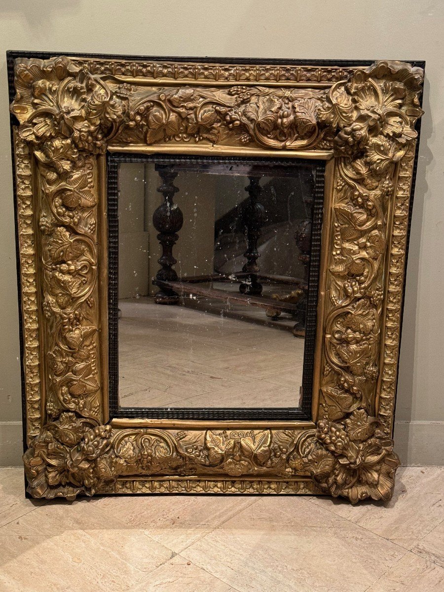 Louis XIII Mirror In Embossed Copper, 19th Century.-photo-3