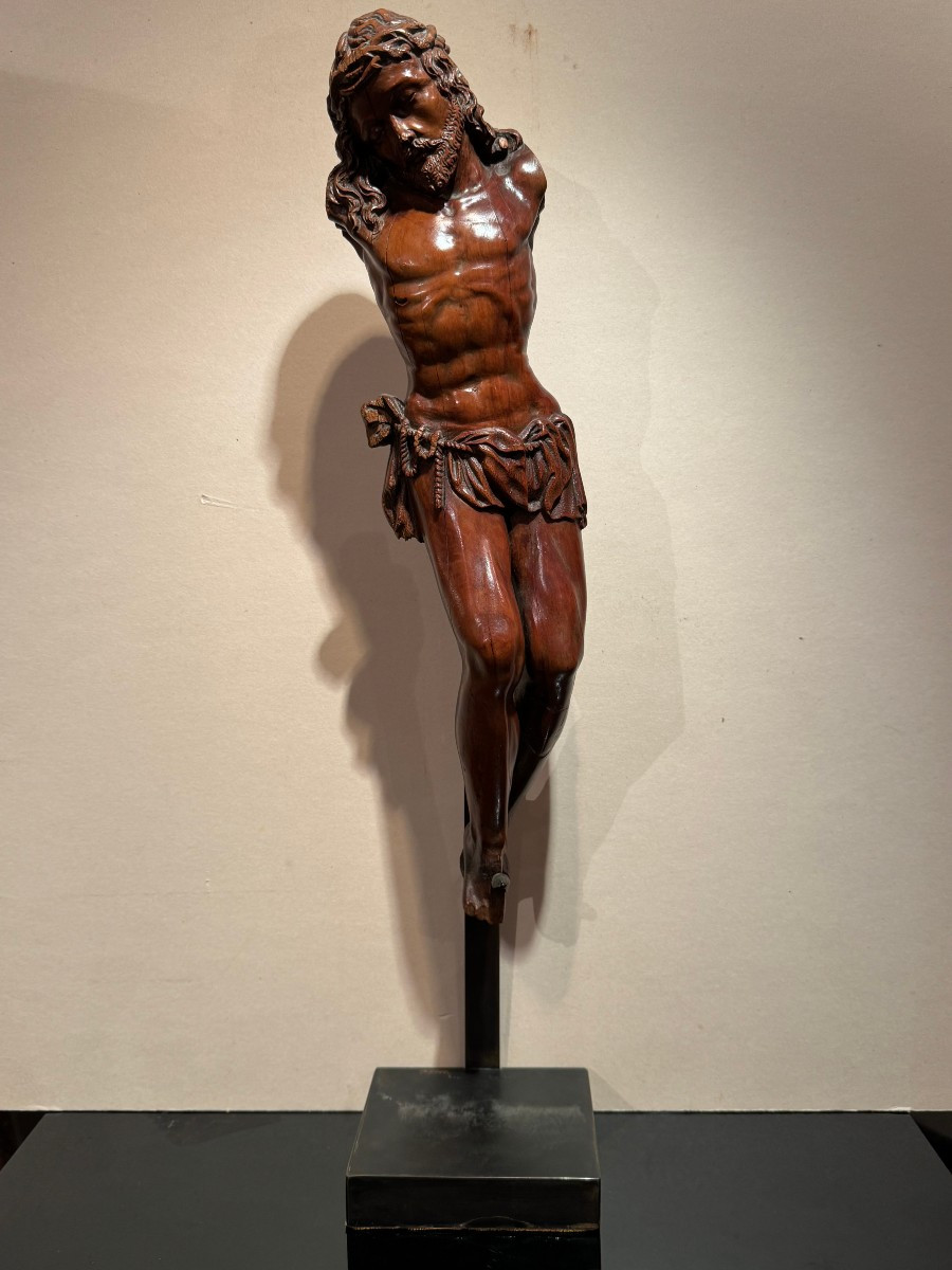 Christ en croix, buis,  France, début 17e s.-photo-2