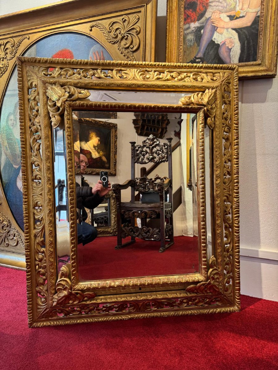 Grand miroir à décor ajouré en bois doré, Italie,19e s.-photo-4