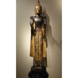 Bouddha en bois laqué et doré, Siam, 18e S.