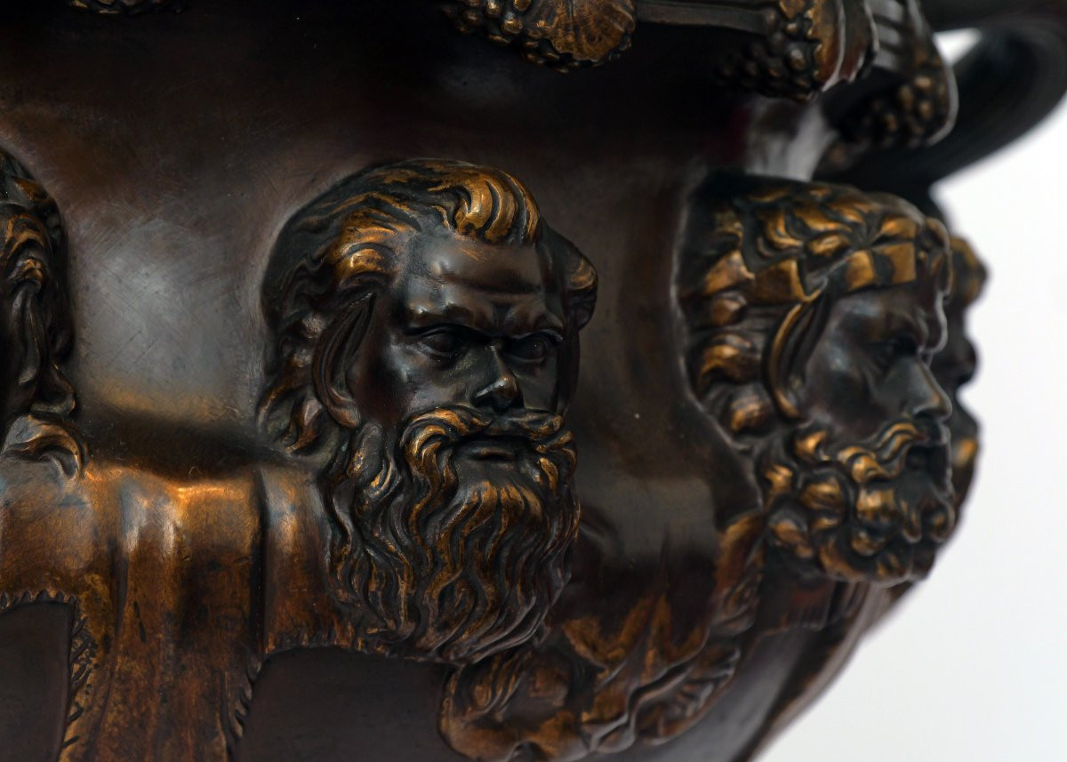 Vase Warwick en bronze patiné avec relief, XIXe siècle-photo-3