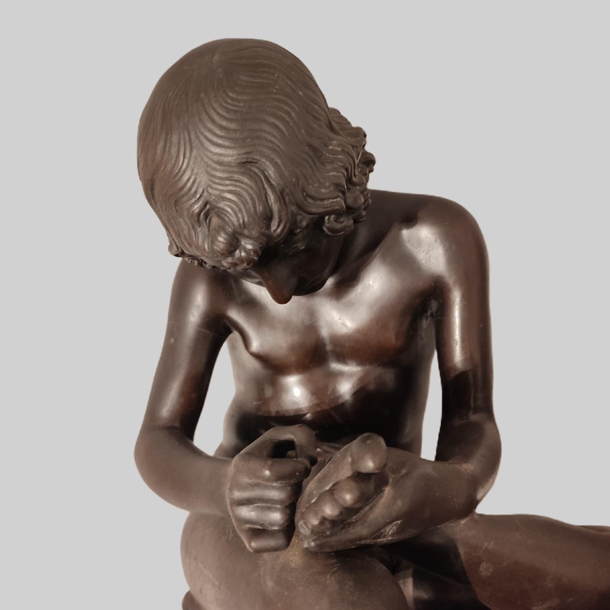 XIXe siècle Bronze, Réplique du Spinario conservé aux Musées du Capitole à Rome, France