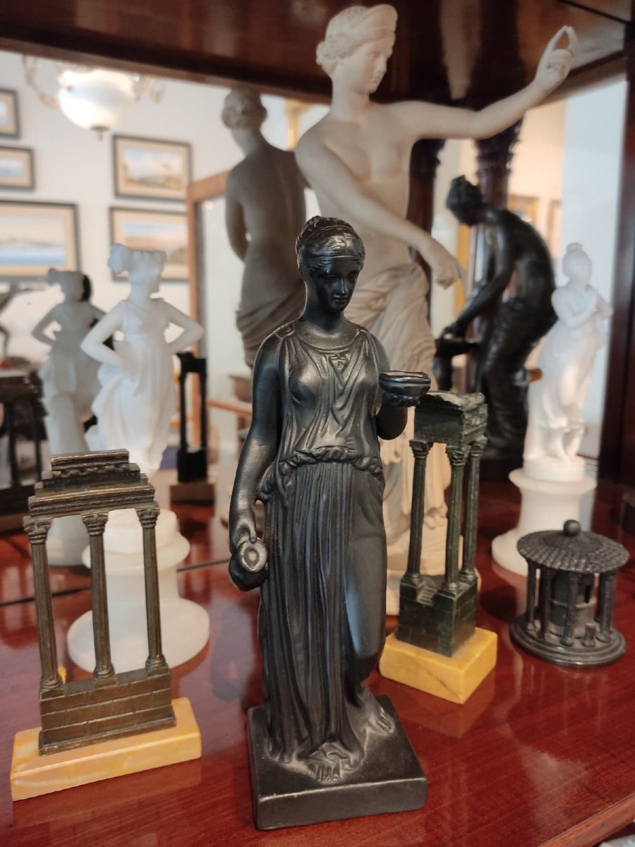 Hébé de Thorvaldsen Terre cuite noire  Danemark, seconde moitié du XIXe siècle, Usine Hjorth-photo-4