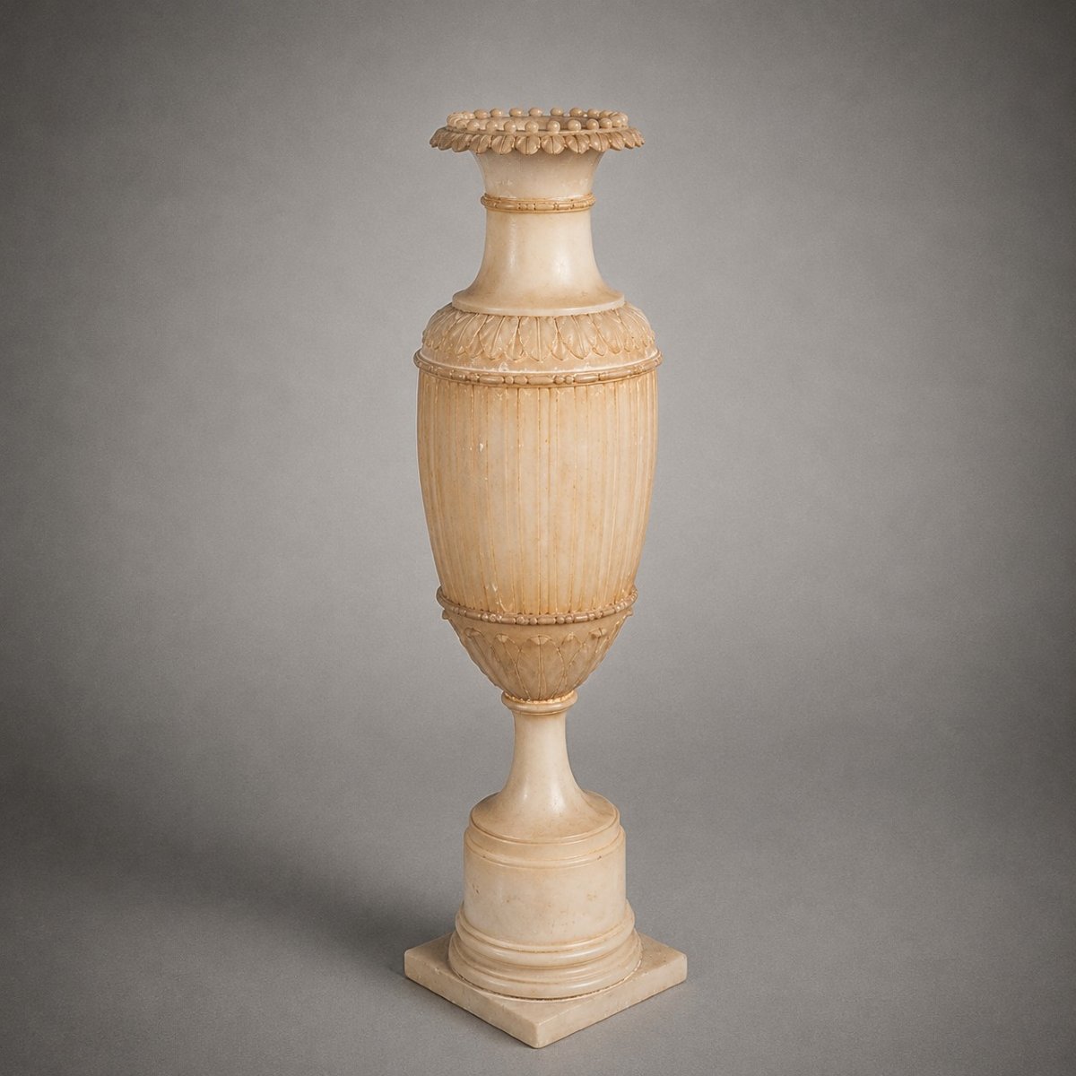 Paire de vases en albâtre , Milieu du XIXe siècle (1830),  Italie -photo-6