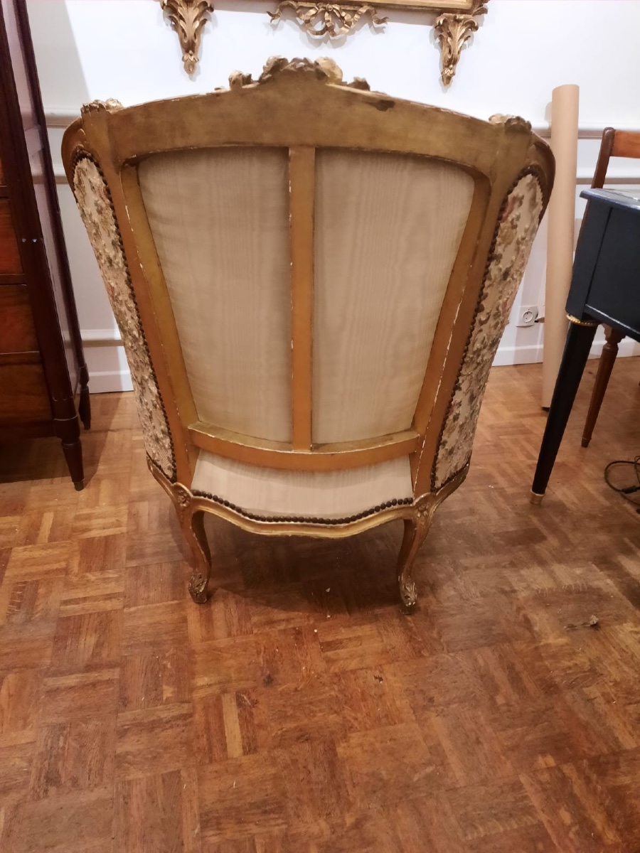 Bergère en bois doré de Style Louis XV richement sculptée. Début XXème Siècle.-photo-5
