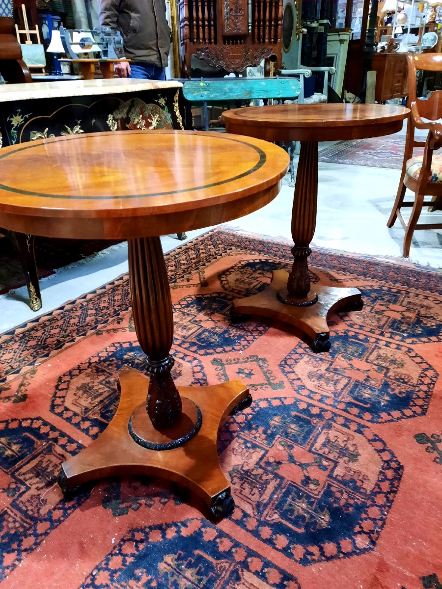 Pair Of English-style Pedestal Tables In Light Mahogany. Late 19th Century, Circa 1880-photo-2