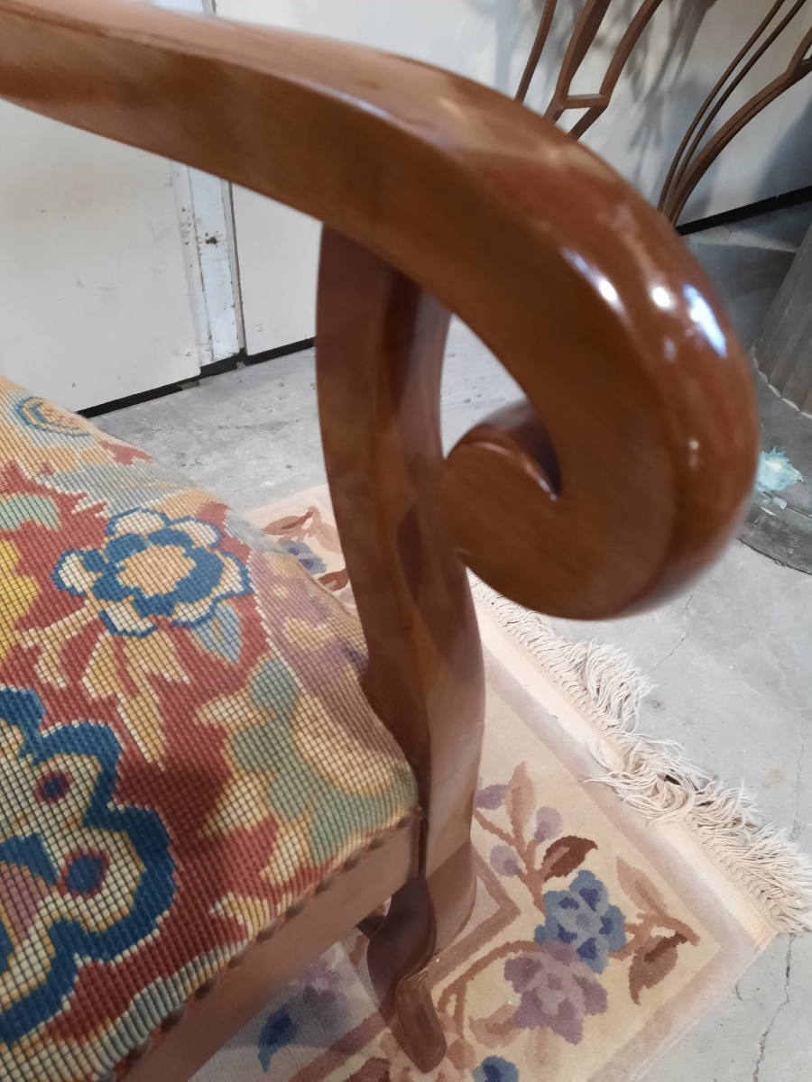 Paire de sièges Louis Philippe XIXème siècle en acajou : tapisserie au petit point-photo-3