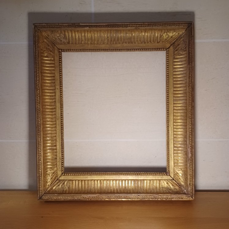 CADRE ANCIEN D'EPOQUE LOUIS XVI DIT "A CANAUX "-photo-1
