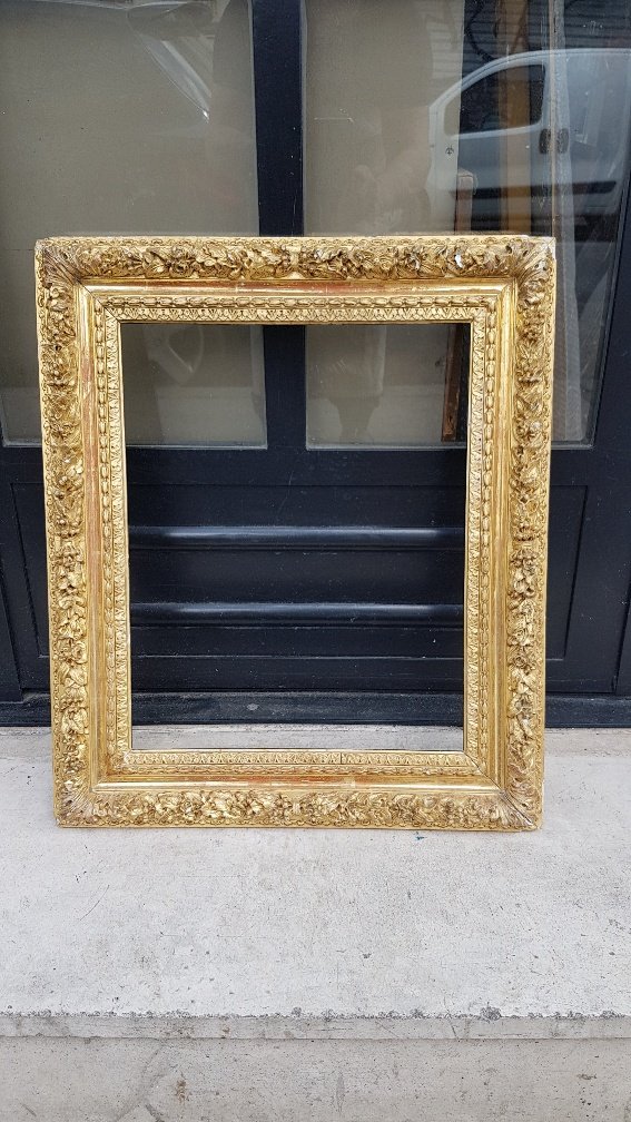Cadre En Bois Et Stuc Doré De Style Louis XIII