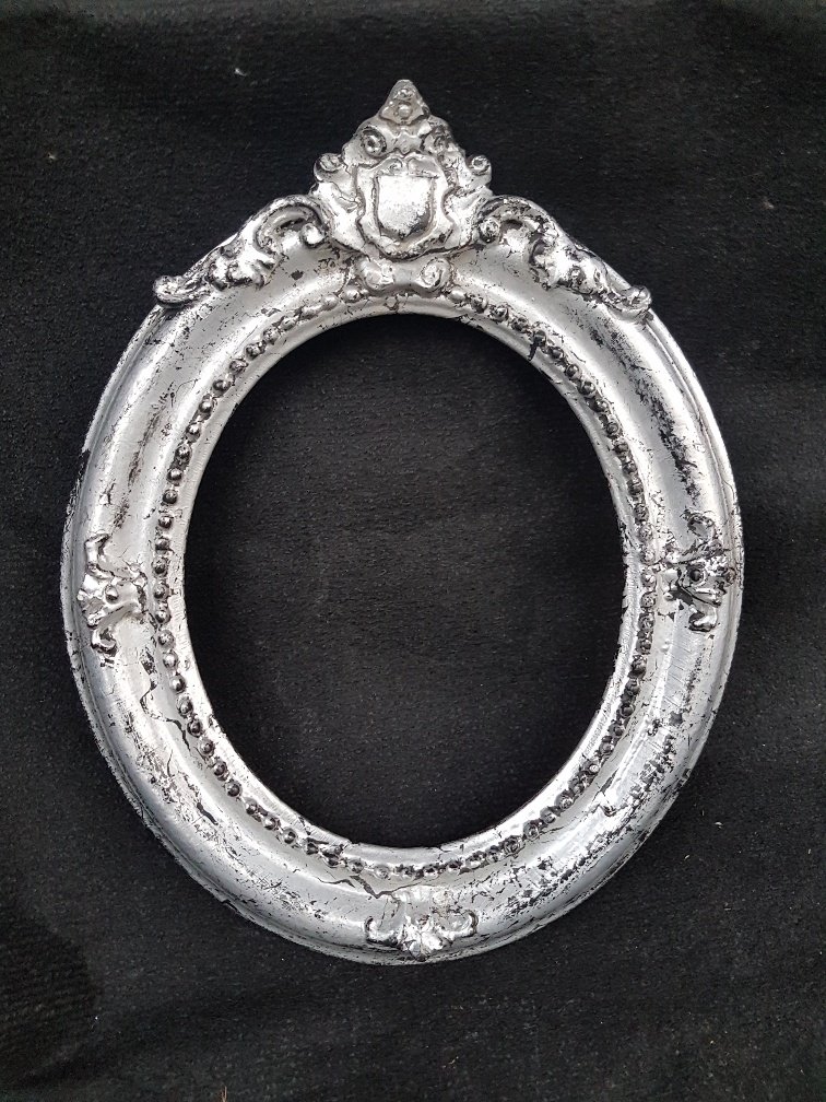 Small Oval Silver Frame 19th
