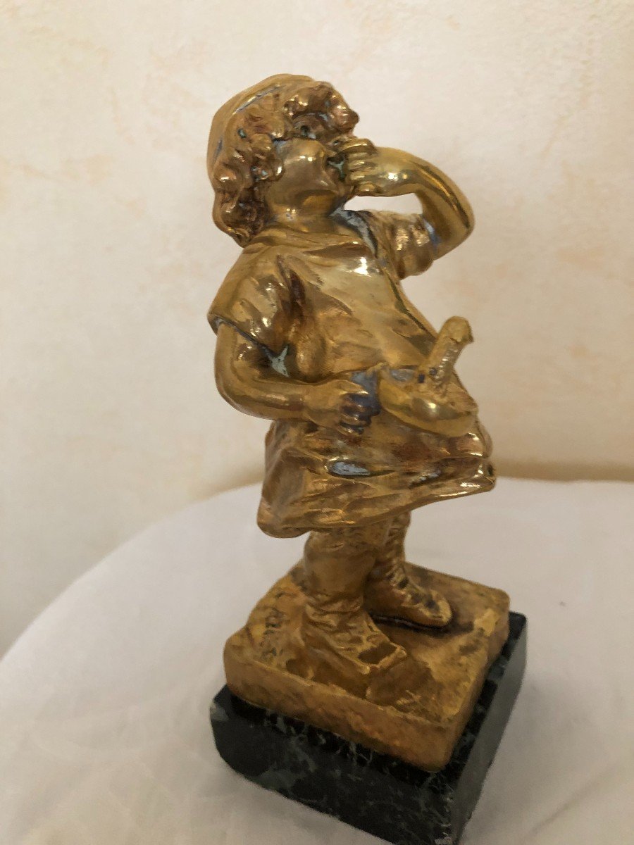 Statuette En Bronze