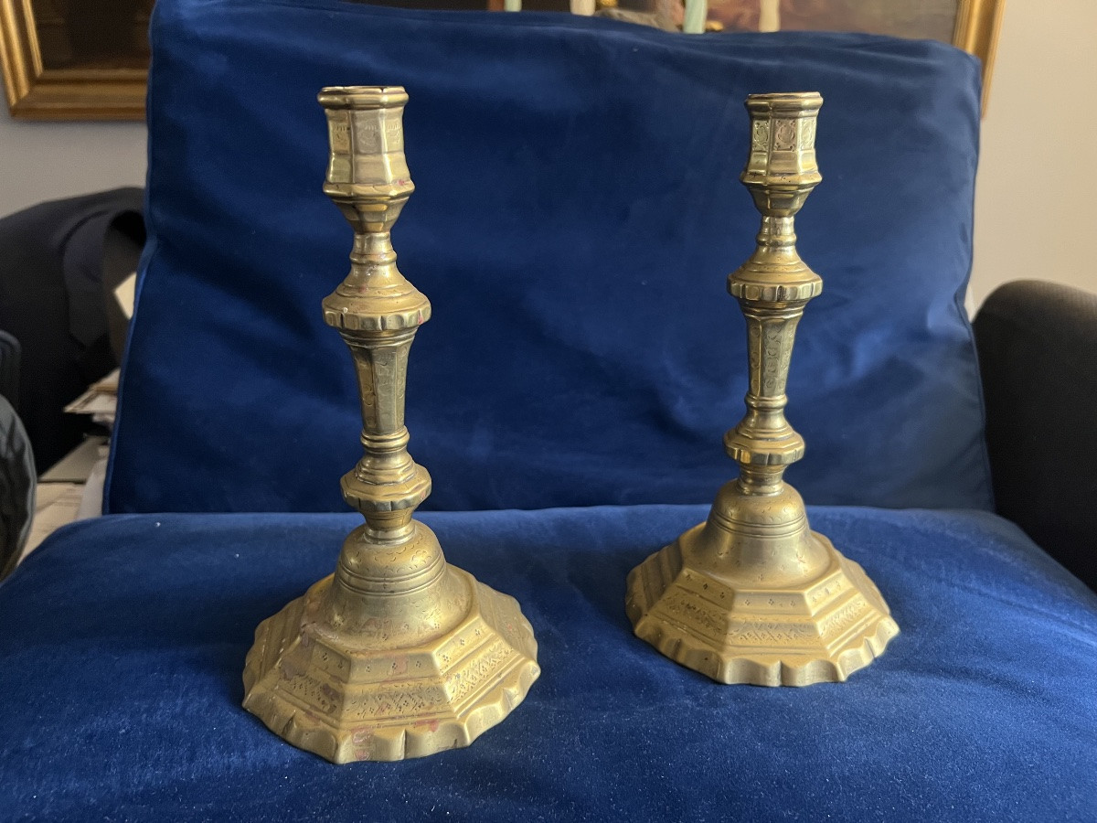 Paire de bougeoirs en bronze doré époque Louis XIV-photo-7