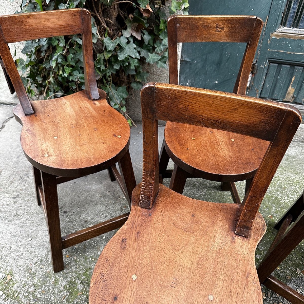 Series Of Four Chairs-photo-3