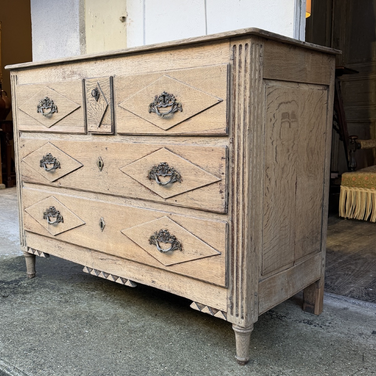 Oak Chest Of Drawers-photo-3