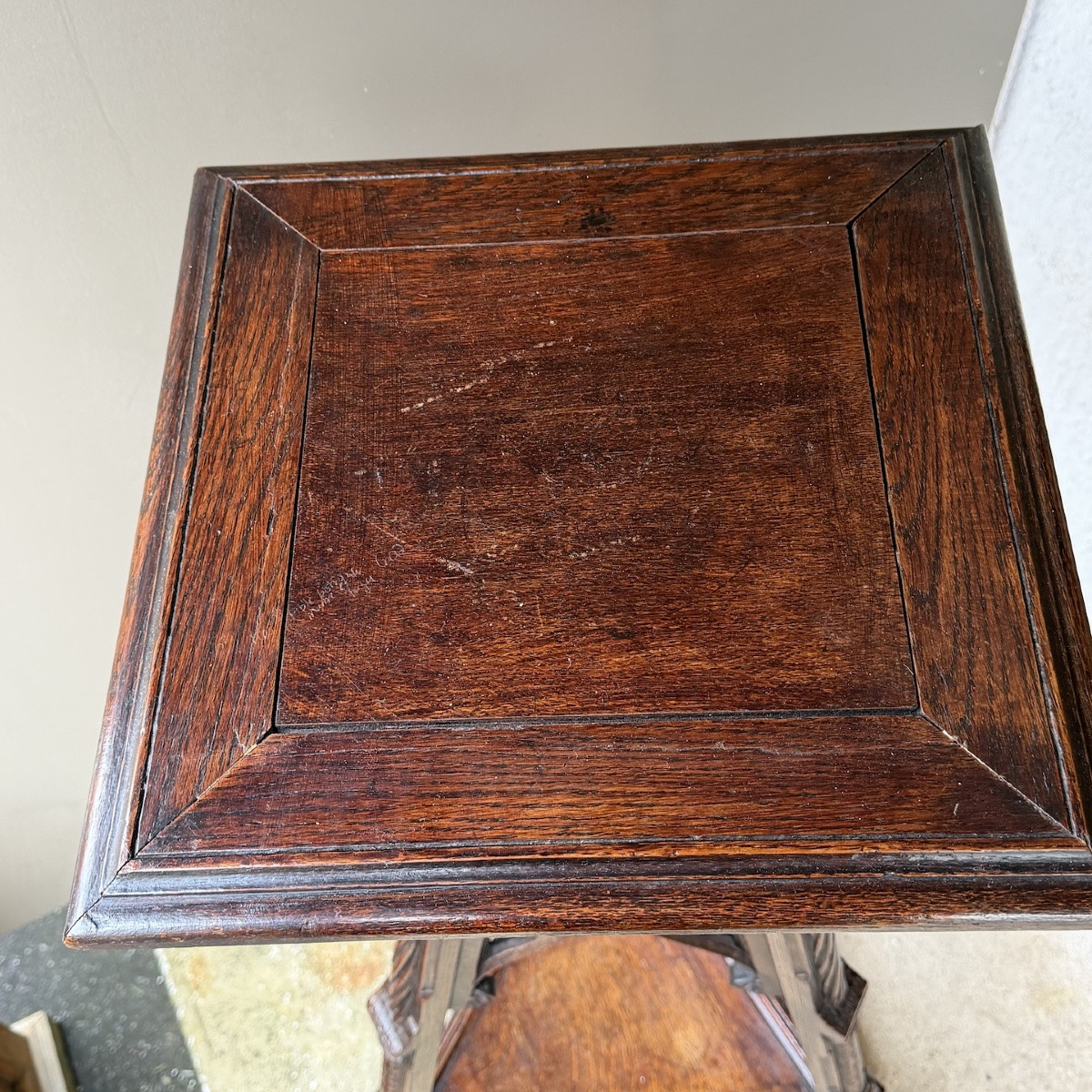 Néo-gothic Pedestal-photo-4