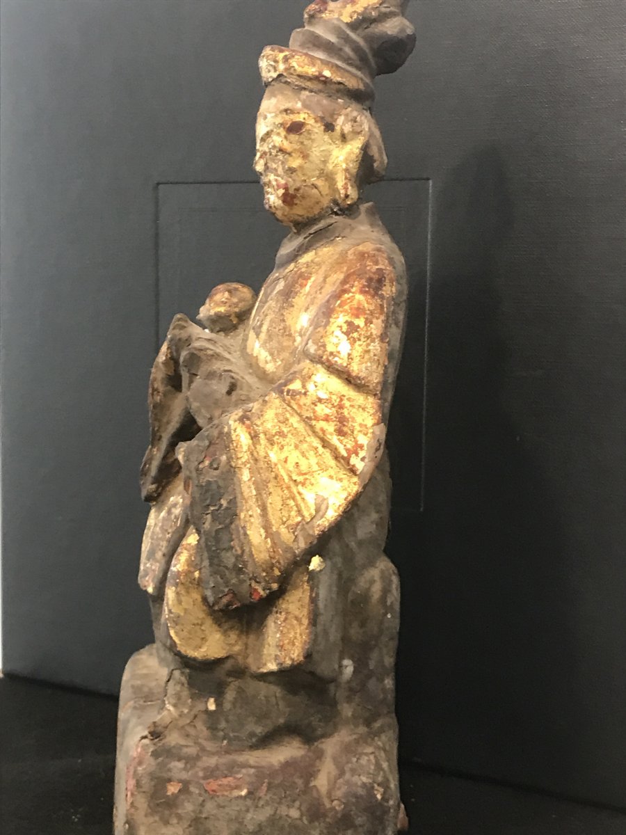 Golden Wood Statuette-photo-4