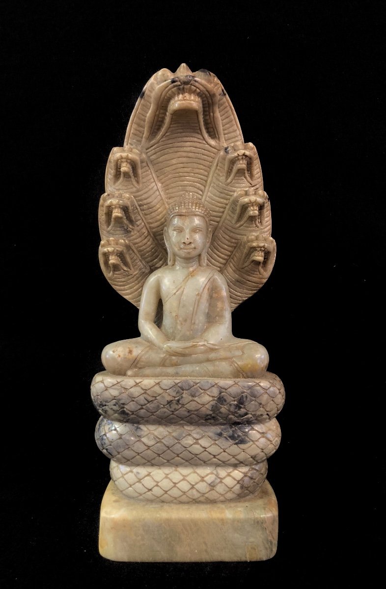 Statue De Bouddha Avec Mucalinda