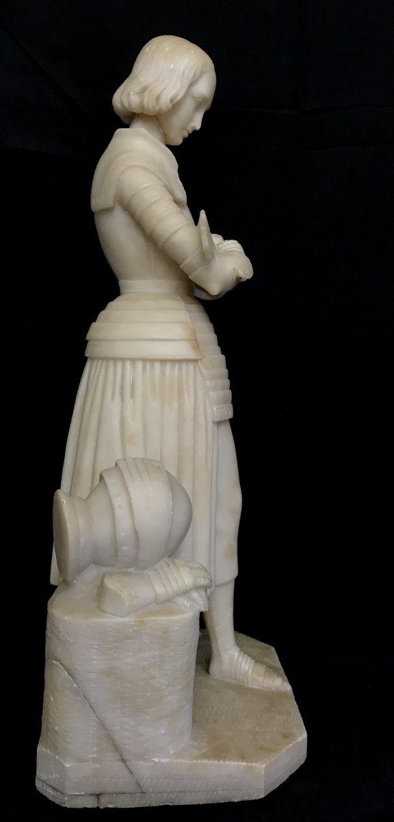 Statue Of Joan Of Arc In Marble / Alabaster XIX Eme-photo-1