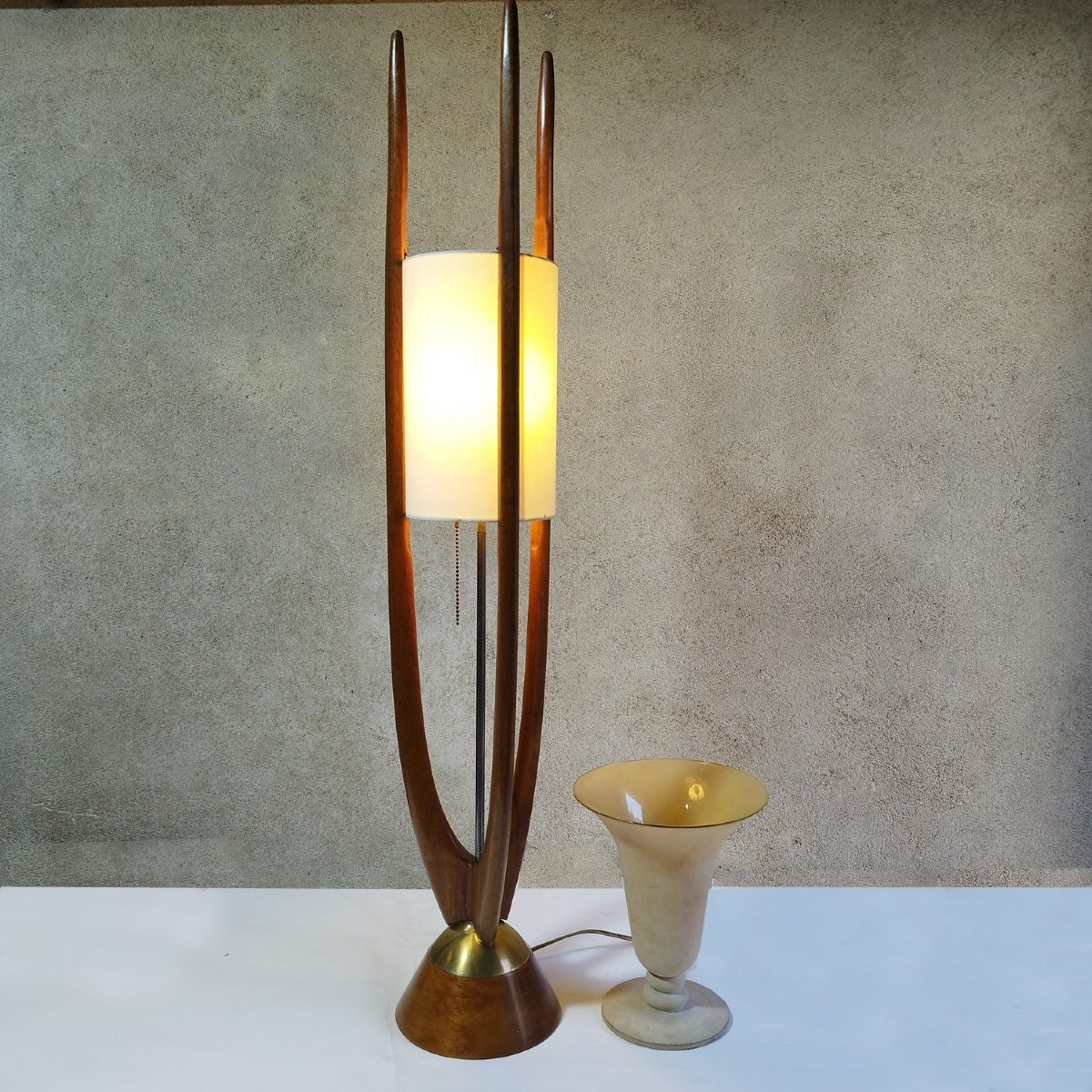 Sculptural Walnut Lamp By Modeline, Usa, 1960-photo-2