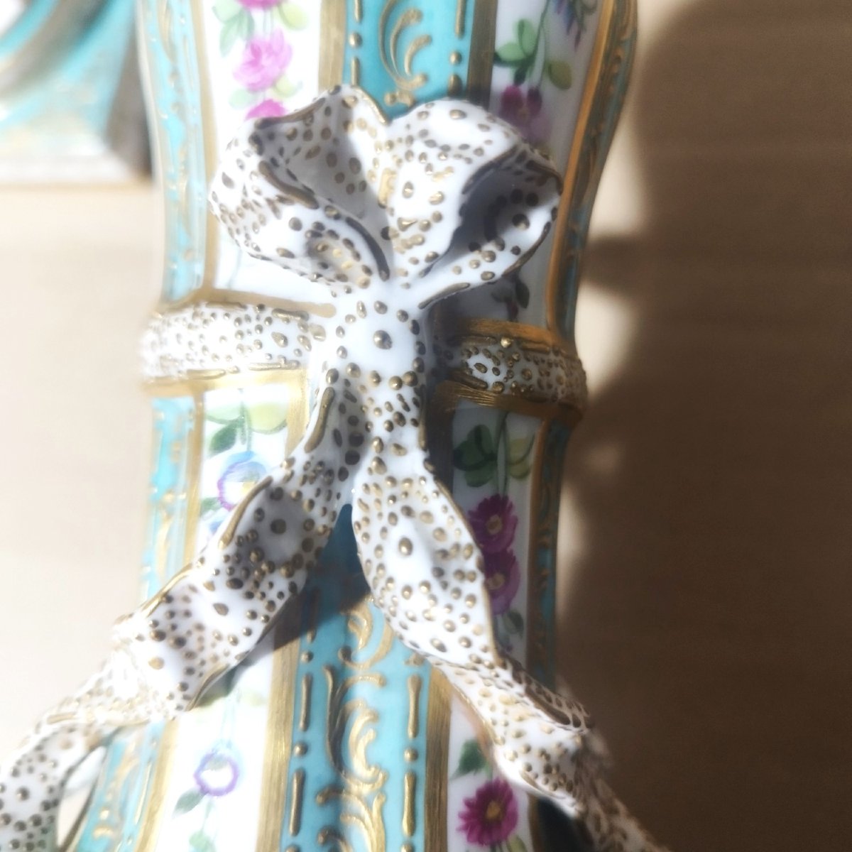 Paire de vases en porcelaine, XXème siècle-photo-5