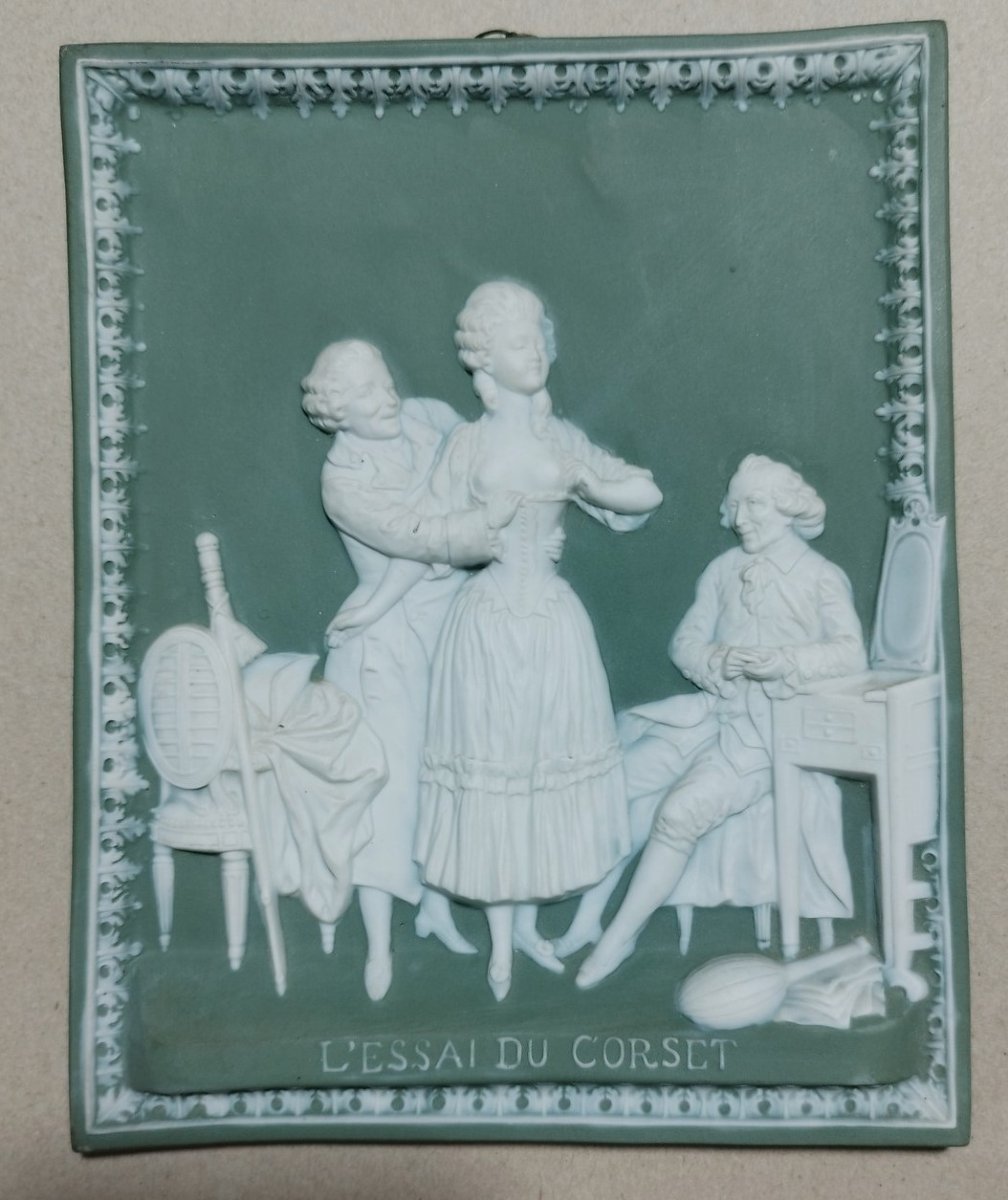 Pair Of Biscuit Porcelain Plates, In The Wedgwood Style-photo-5