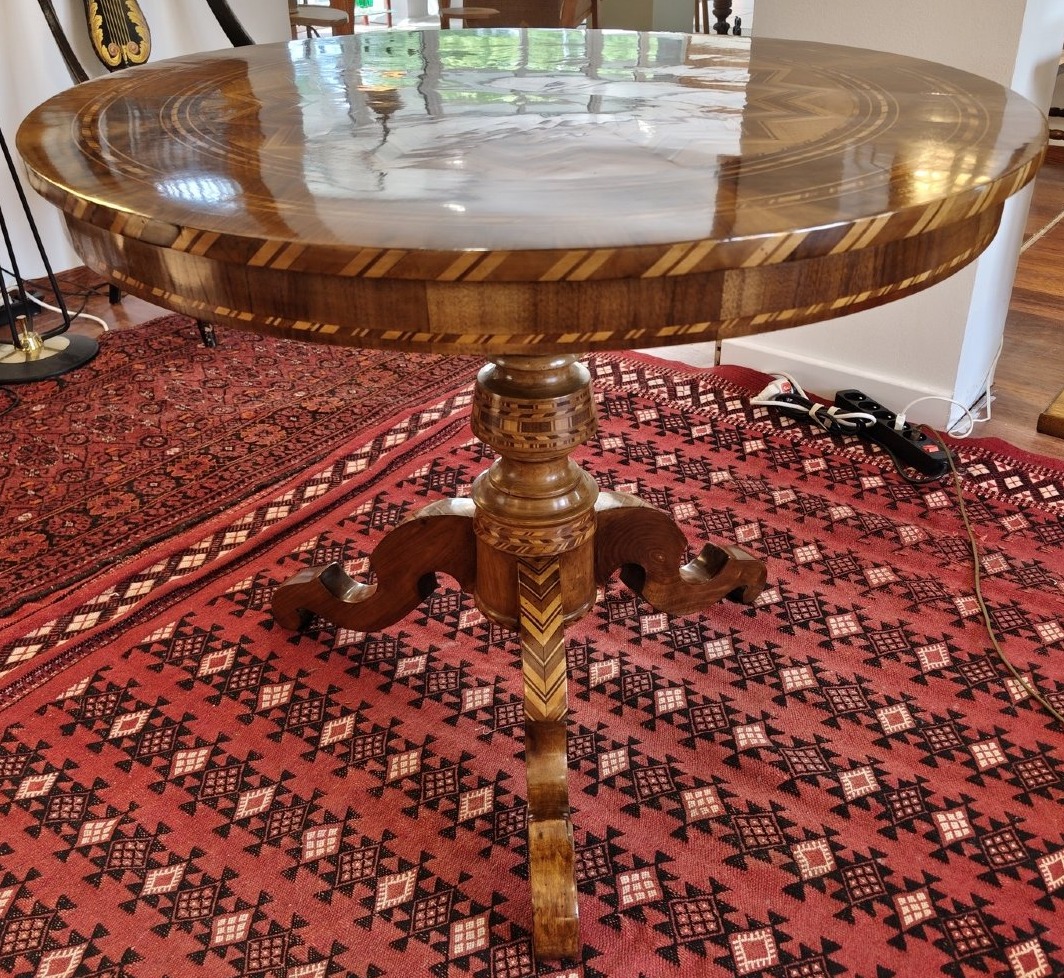 Sorrento Pedestal Table-photo-2