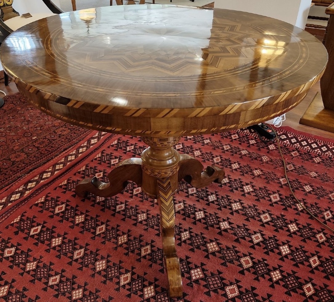 Sorrento Pedestal Table