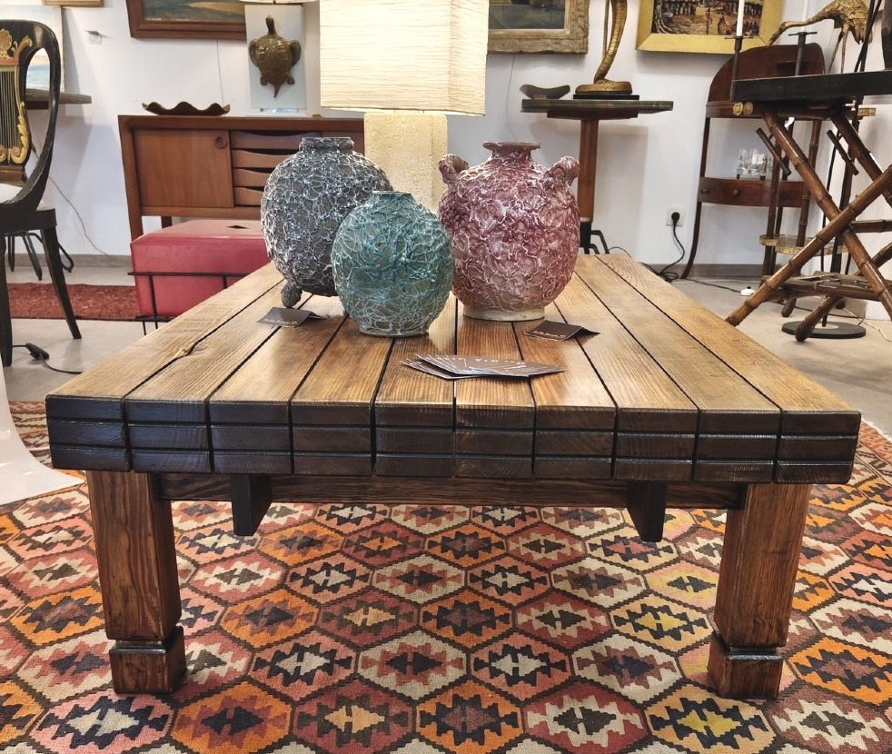 Table basse brutaliste en pin douglas-photo-3