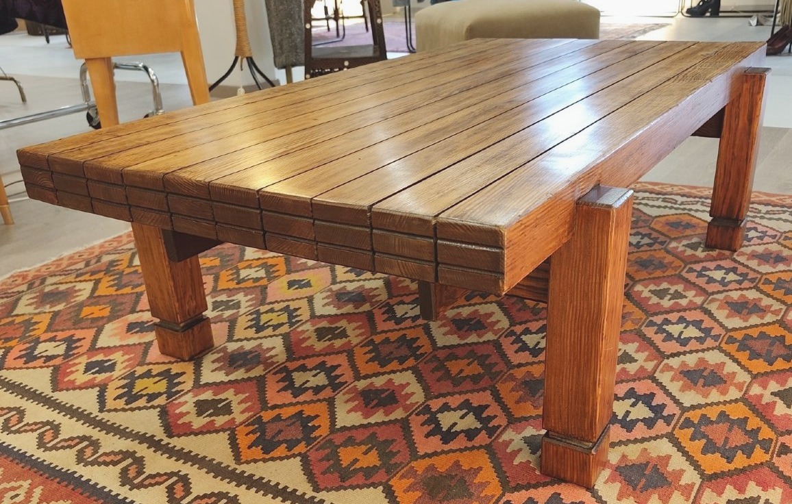 Table basse brutaliste en pin douglas-photo-2