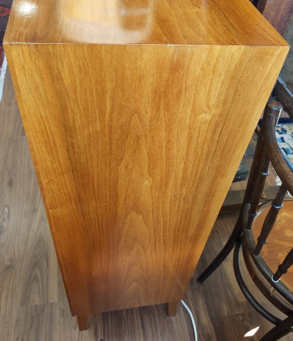 1970 Display Cabinet In Light Walnut With Compass-style Legs-photo-2
