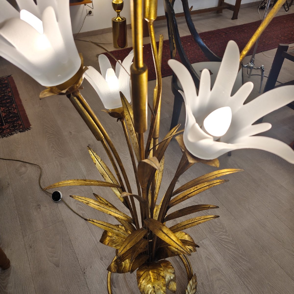 Gold-colored Metal Floor Lamp-photo-2