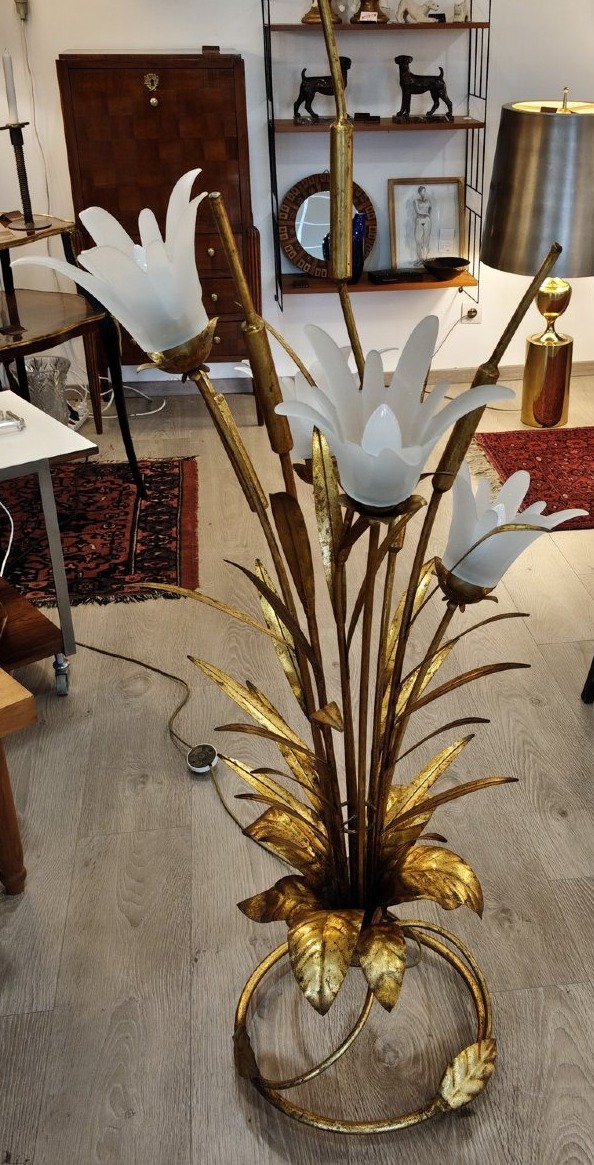 Gold-colored Metal Floor Lamp-photo-4