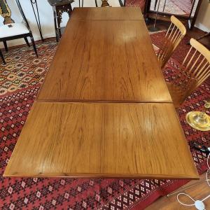 Table avec rallonges en teck du Danemark, estampillée, 1960