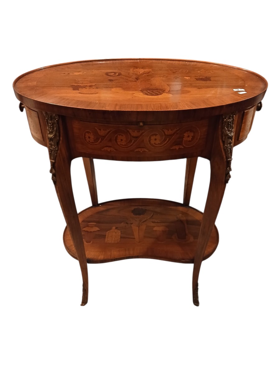 Guéridon (travailleuse)  style Louis XV estampillée