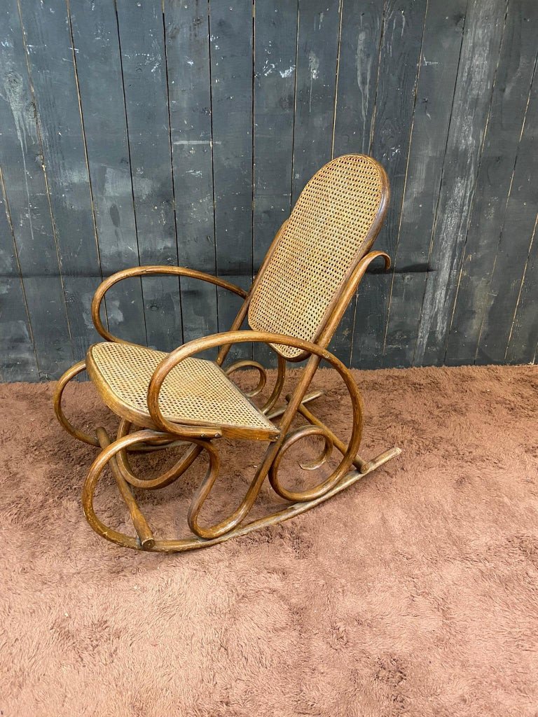 Rocking Chair Circa 1930 In The Style Of Thonet,-photo-2