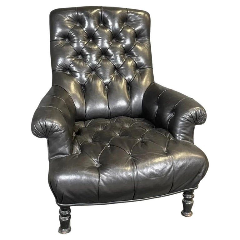 Comfortable Chesterfield Club Chair In Padded Leather, Very Good Condition, Soft Leather-photo-4