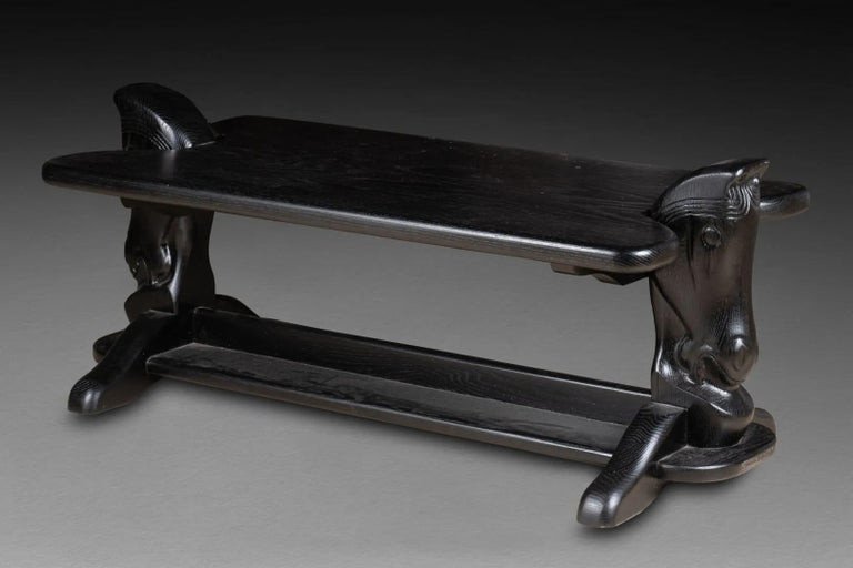 Table De Salon A Decor De Têtes De Chevaux , Chêne Noirci, Circa 1970-photo-2