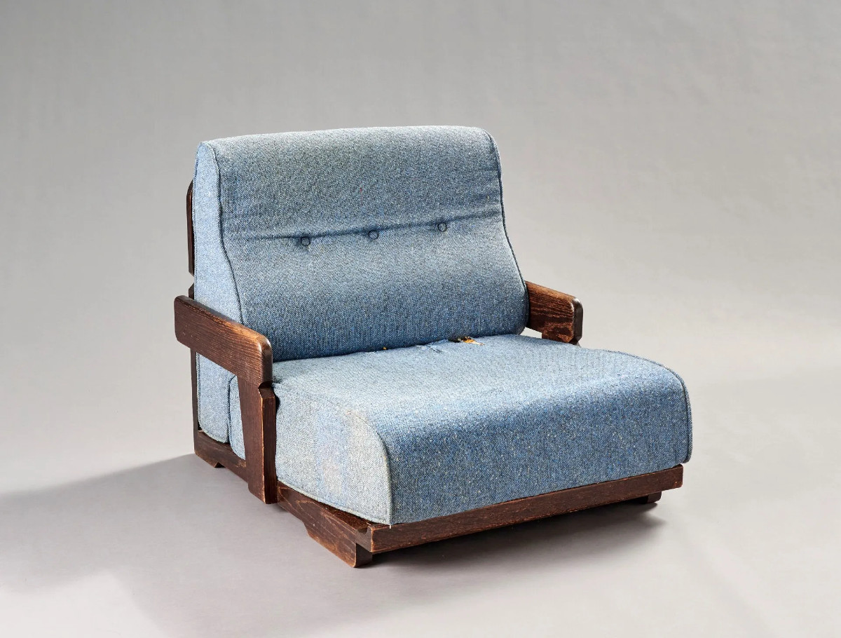 Guillerme et Chambron , rare chauffeuse en chêne ,Edition Votre maison, circa 1970