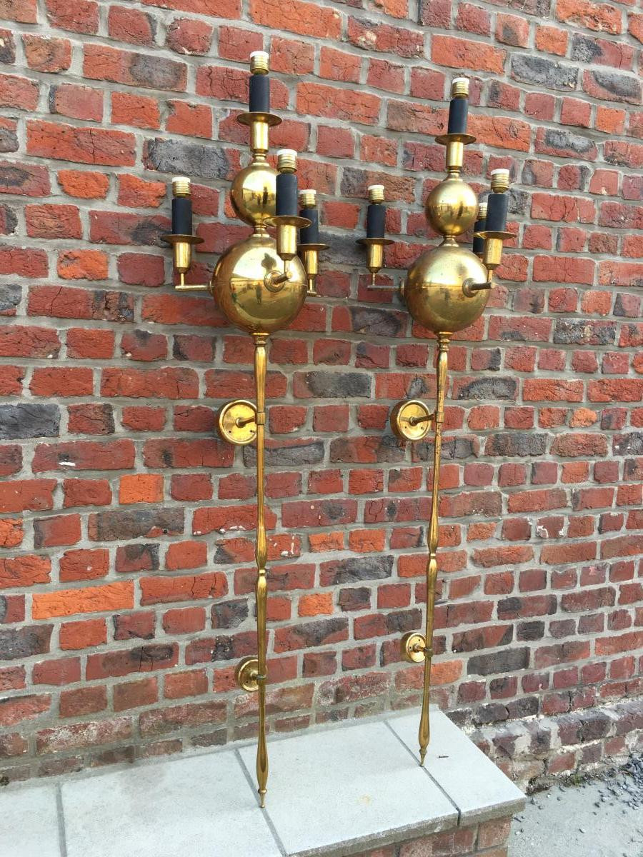 Paire de tres grandes (155cm) appliques néoclassiques en laiton  circa 1950