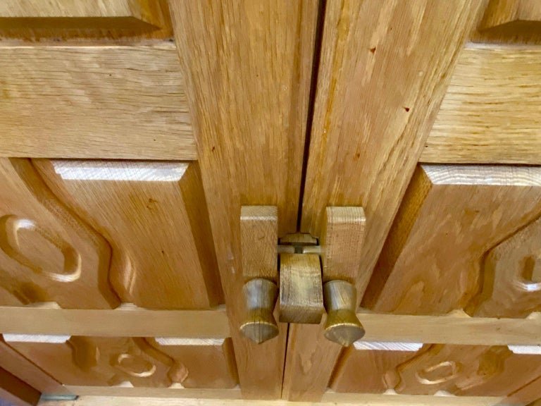 Guillerme et Chambron , cabinet en chêne Edition Votre Maison circa 1970-photo-2