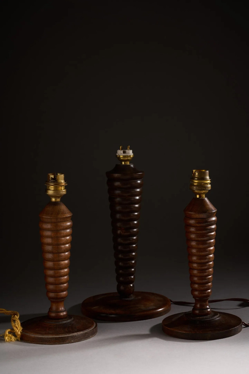 3 lampes en bois tourné circa 1940/1950 dans le style de Charles Dudouyt