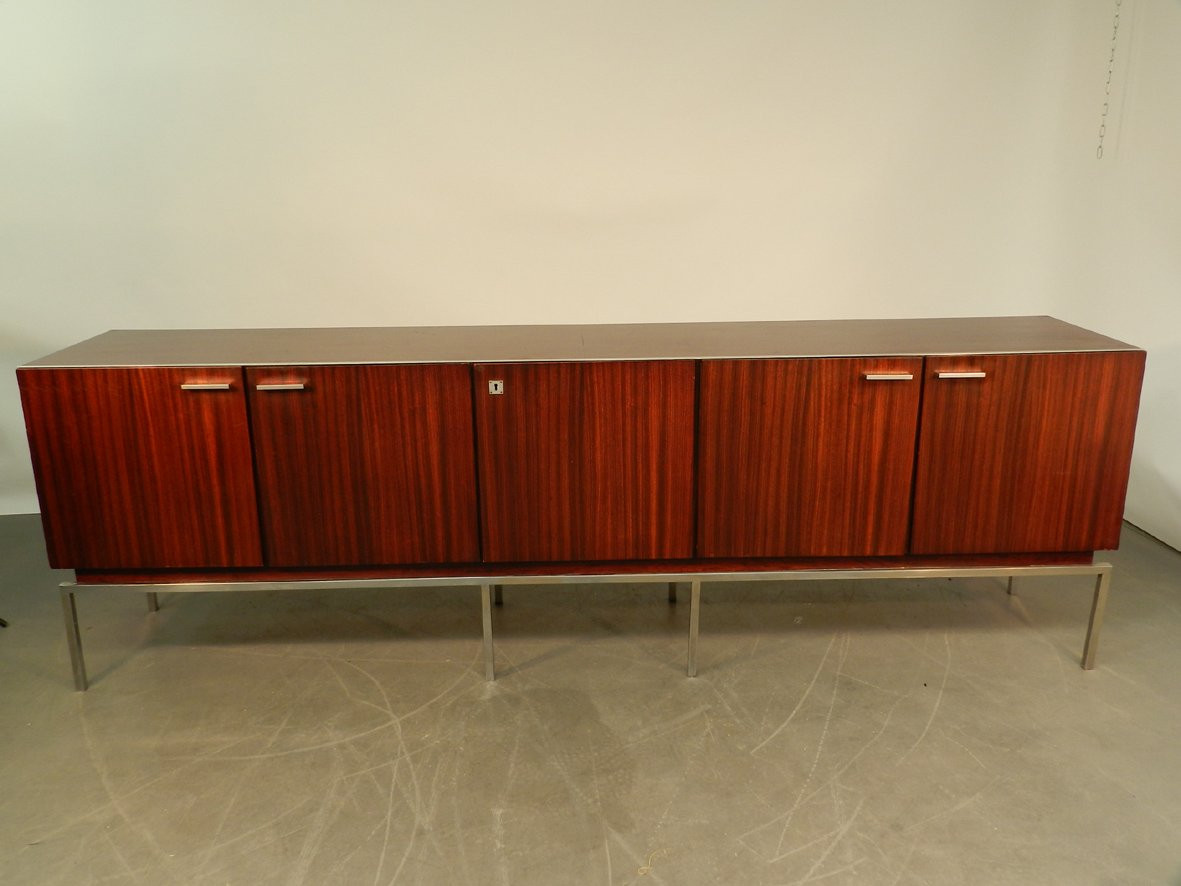 Large 1960s Rosewood Veneer Sideboard With 5 Doors -photo-5