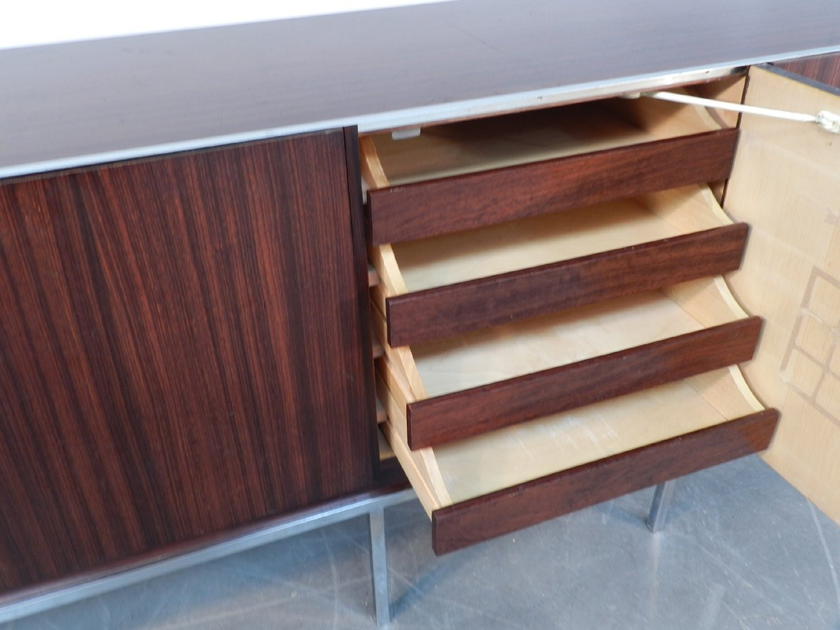 Large 1960s Rosewood Veneer Sideboard With 5 Doors -photo-6