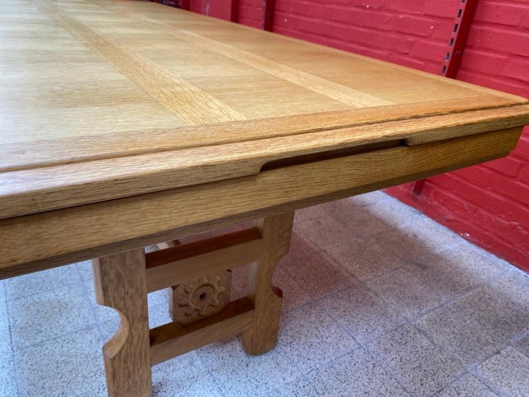 Guillerme et Chambron , grande table de salle a manger en chêne , Edition Votre Maison 1970-photo-3
