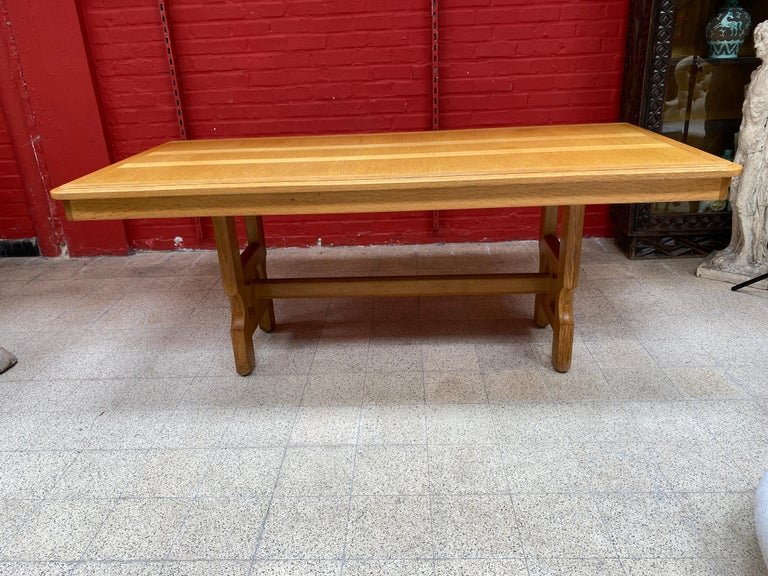 Guillerme et Chambron , grande table de salle a manger en chêne , Edition Votre Maison 1970-photo-2
